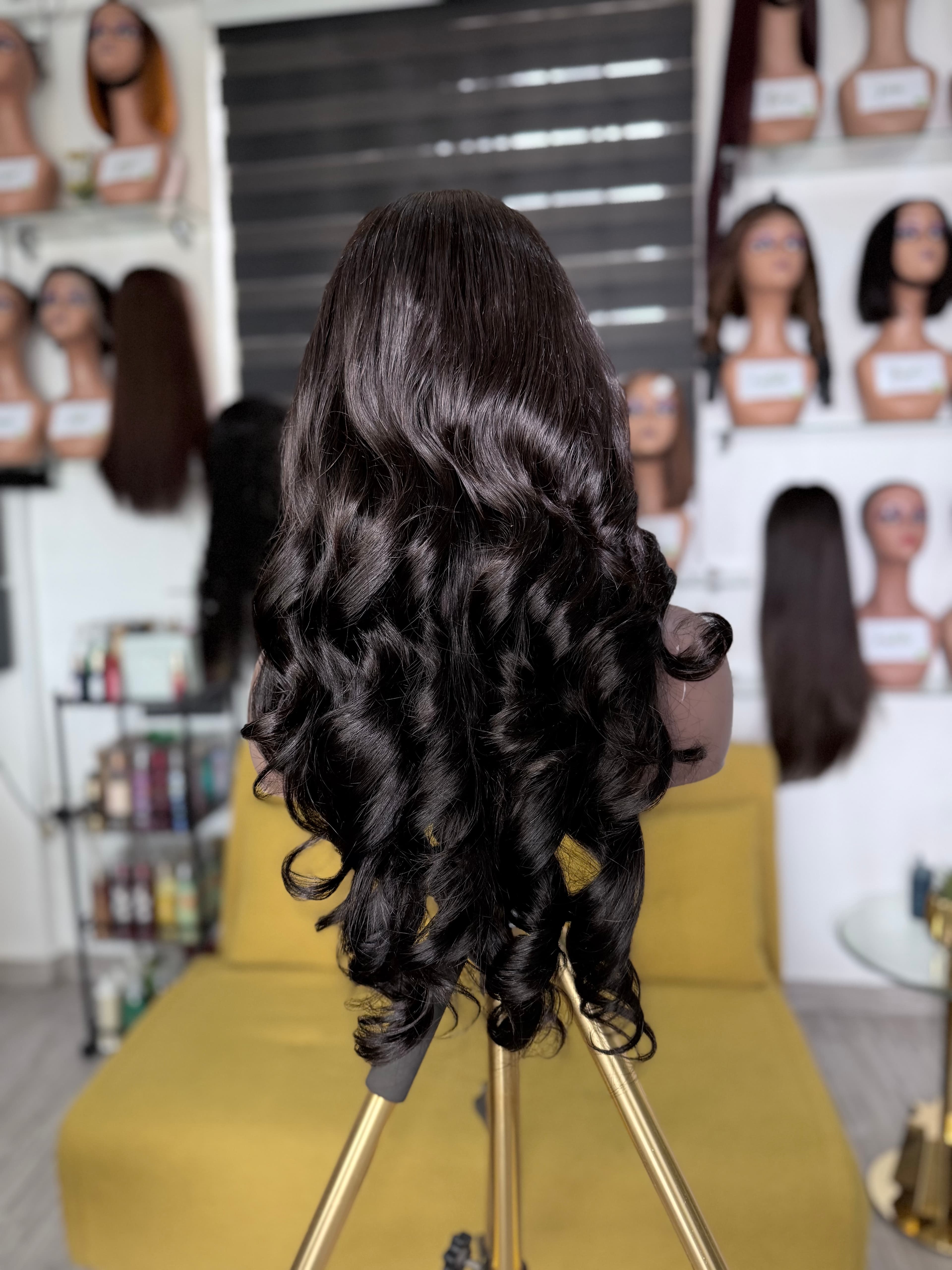 Super Double Drawn Wavy Unit (5x5 Closure)